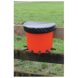 Calf Feeder Rail Bucket 6 Place