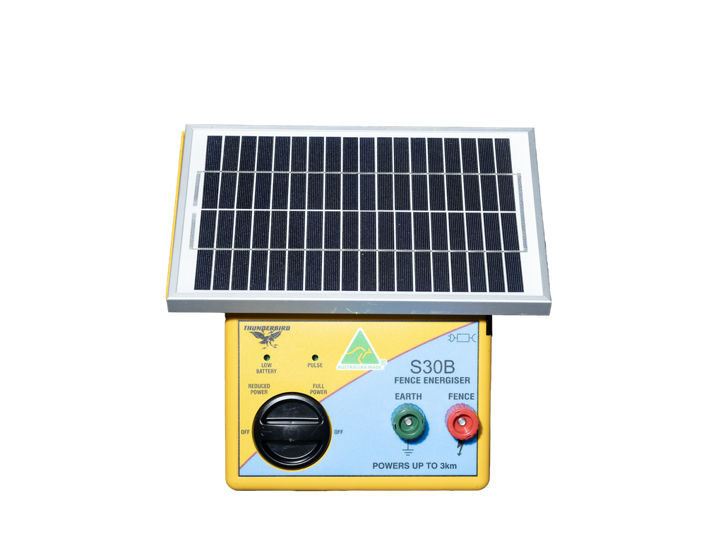 Thunderbird Energiser S30B 3km Solar FREE EF-9A Volt Tester *TBD